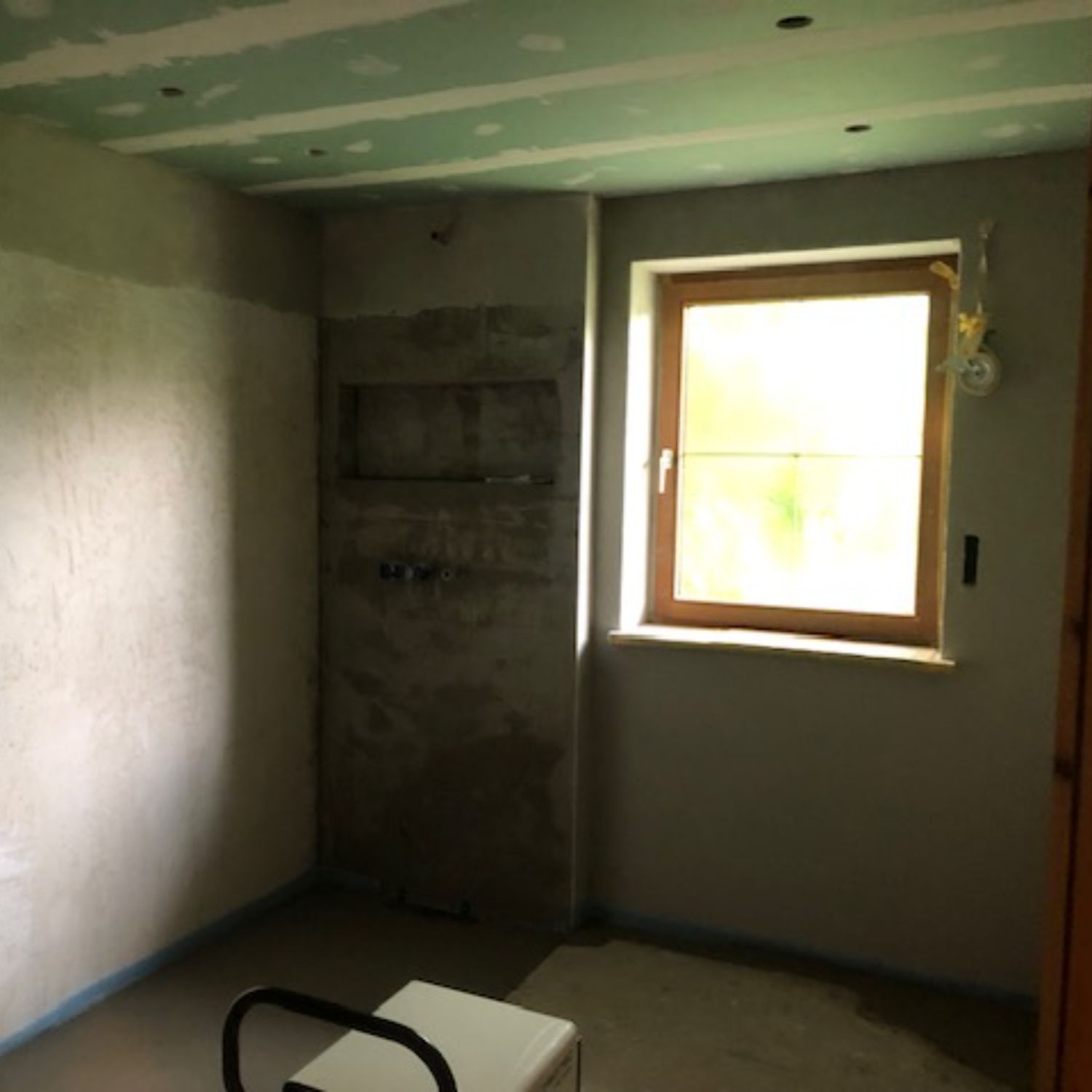 Badsanierung München – Badezimmer im Rohbauzustand Badsanierung München – Bad vor Fertigstellung im Rohbau